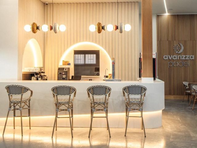 Loungebar avanzza pádel